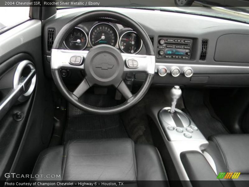 Ricochet Silver Metallic / Ebony 2004 Chevrolet SSR