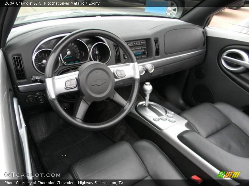 Ricochet Silver Metallic / Ebony 2004 Chevrolet SSR