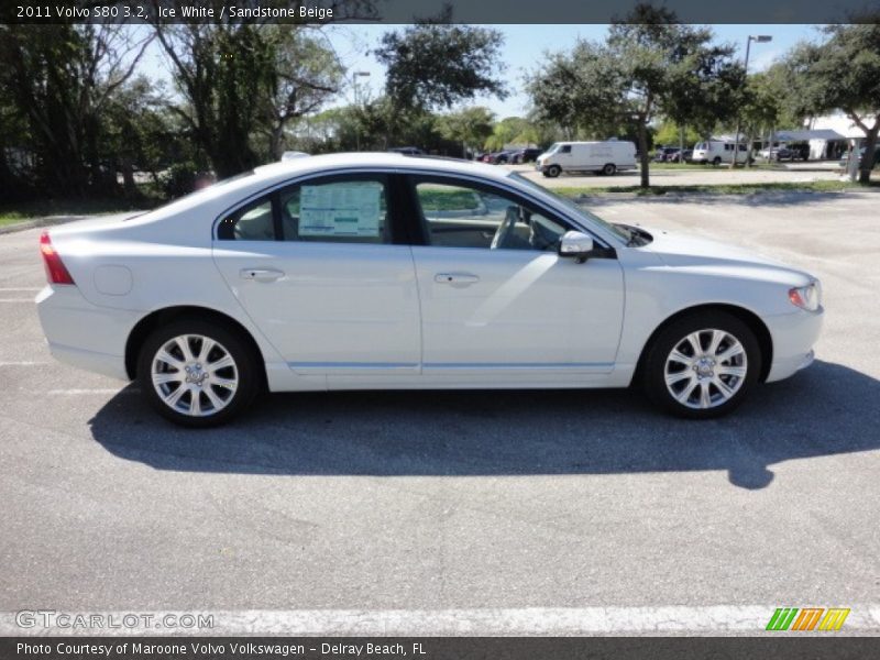 Ice White / Sandstone Beige 2011 Volvo S80 3.2