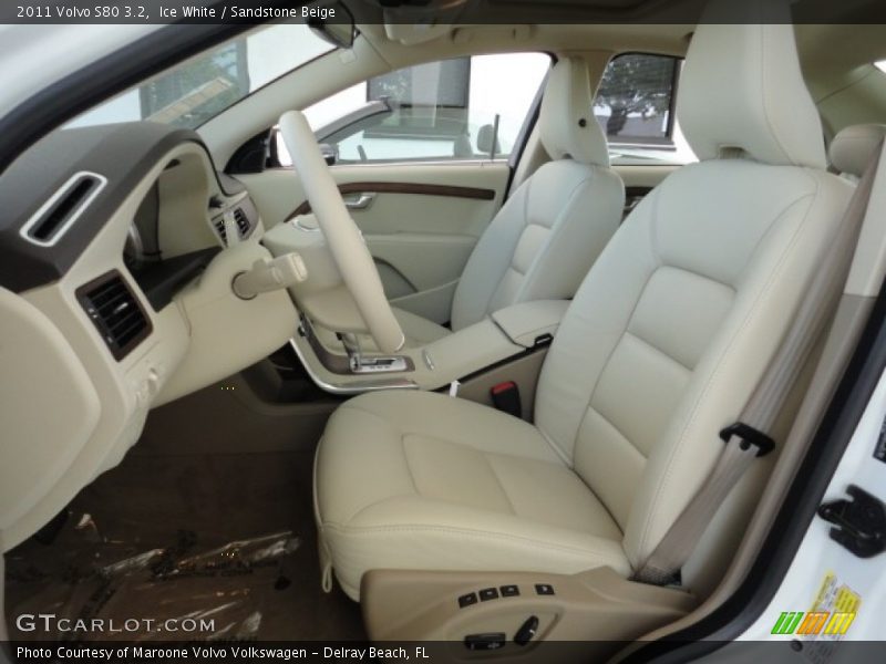 Ice White / Sandstone Beige 2011 Volvo S80 3.2