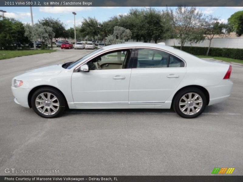 Ice White / Sandstone Beige 2011 Volvo S80 3.2