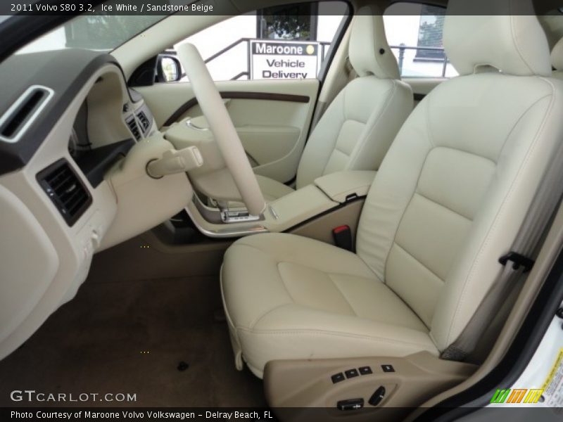 Ice White / Sandstone Beige 2011 Volvo S80 3.2