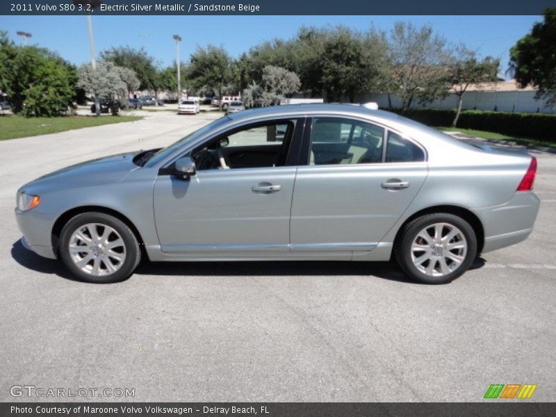 Electric Silver Metallic / Sandstone Beige 2011 Volvo S80 3.2