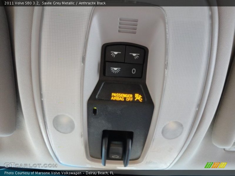 Savile Grey Metallic / Anthracite Black 2011 Volvo S80 3.2