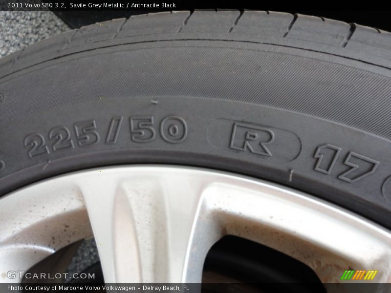 Savile Grey Metallic / Anthracite Black 2011 Volvo S80 3.2