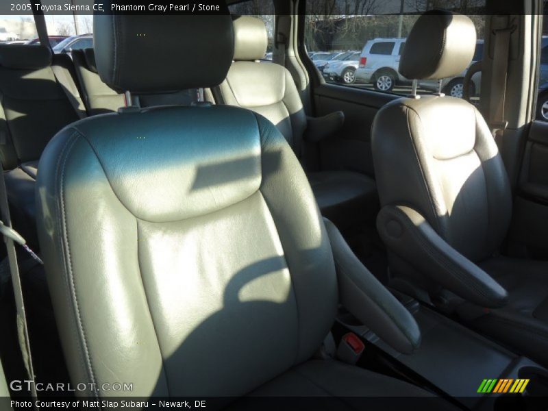 Phantom Gray Pearl / Stone 2005 Toyota Sienna CE