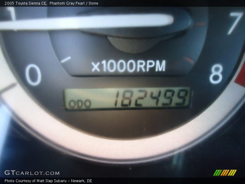 Phantom Gray Pearl / Stone 2005 Toyota Sienna CE