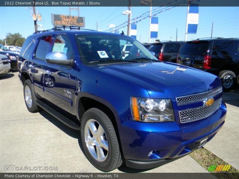 Front 3/4 View of 2012 Tahoe LS