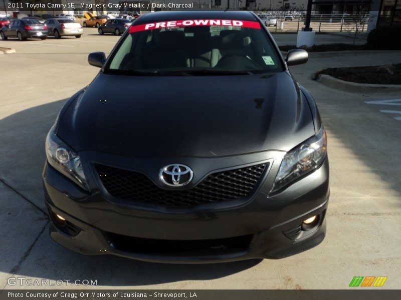 Magnetic Gray Metallic / Dark Charcoal 2011 Toyota Camry SE