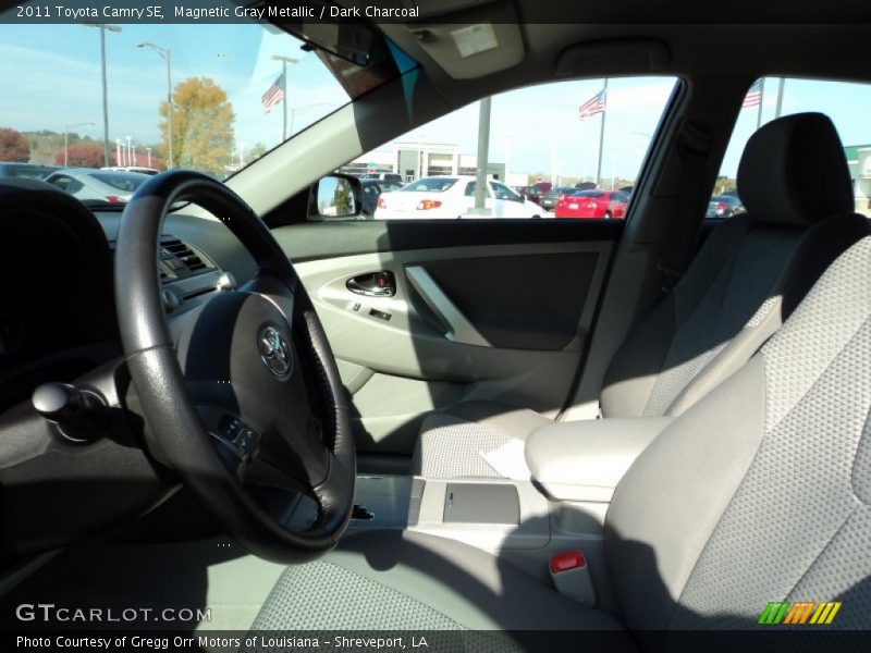 Magnetic Gray Metallic / Dark Charcoal 2011 Toyota Camry SE