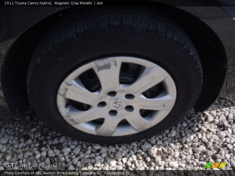 Magnetic Gray Metallic / Ash 2011 Toyota Camry Hybrid
