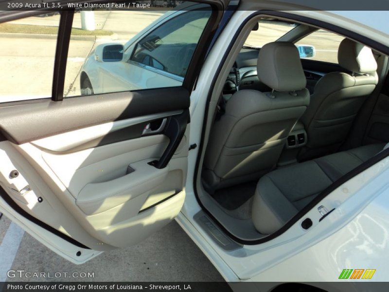 White Diamond Pearl / Taupe 2009 Acura TL 3.5