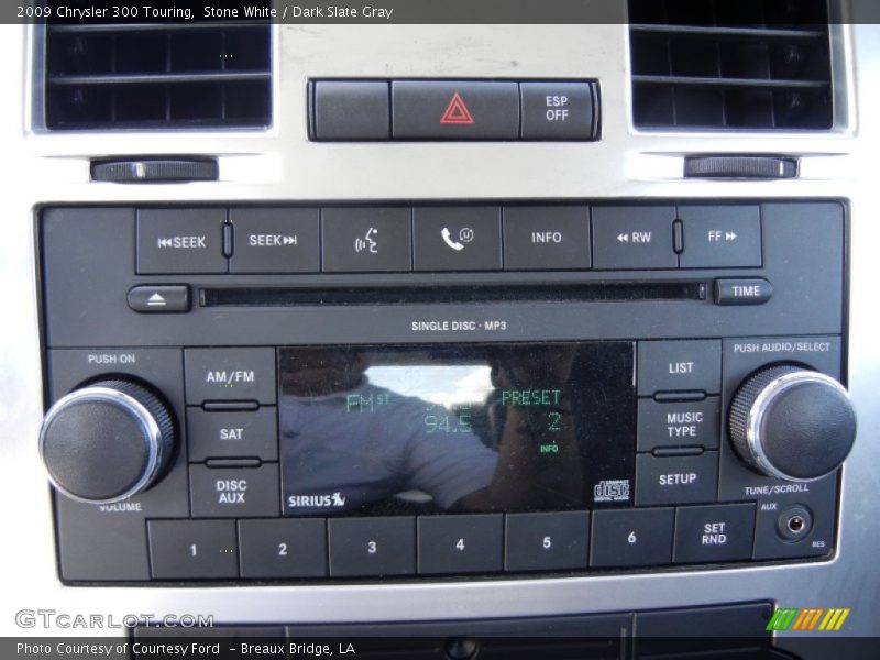 Stone White / Dark Slate Gray 2009 Chrysler 300 Touring