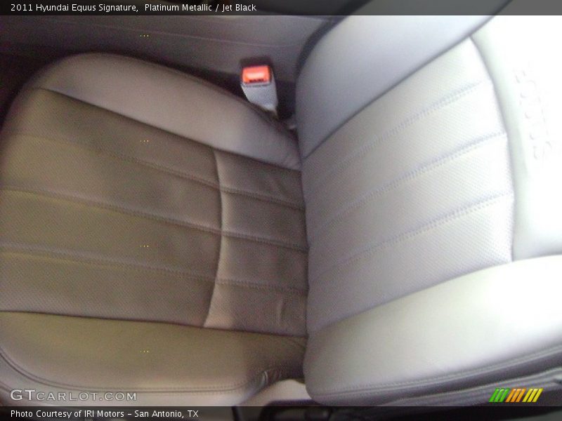 Platinum Metallic / Jet Black 2011 Hyundai Equus Signature