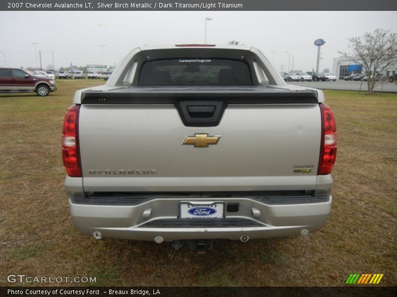 Silver Birch Metallic / Dark Titanium/Light Titanium 2007 Chevrolet Avalanche LT