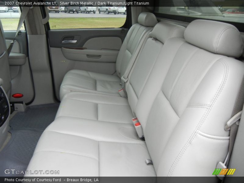 Silver Birch Metallic / Dark Titanium/Light Titanium 2007 Chevrolet Avalanche LT