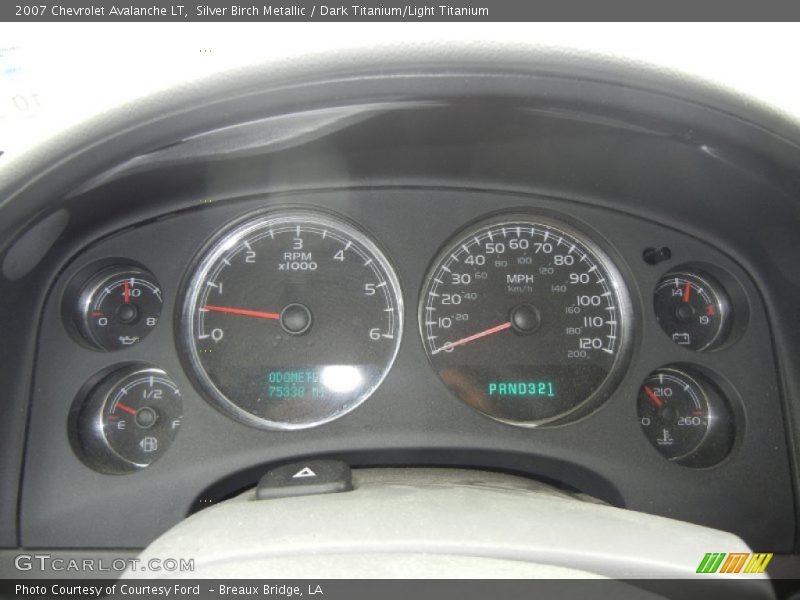 Silver Birch Metallic / Dark Titanium/Light Titanium 2007 Chevrolet Avalanche LT