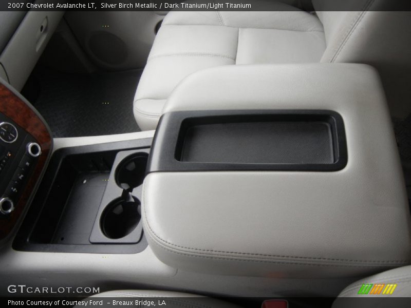 Silver Birch Metallic / Dark Titanium/Light Titanium 2007 Chevrolet Avalanche LT