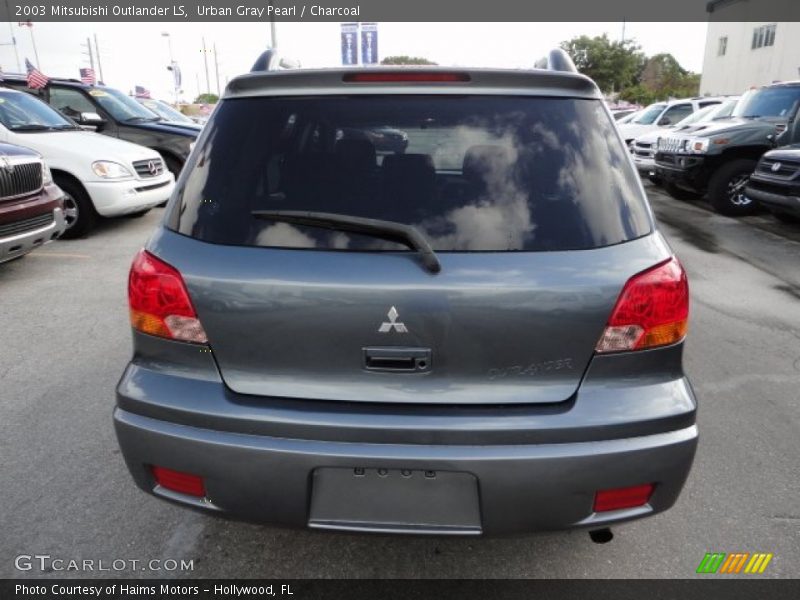 Urban Gray Pearl / Charcoal 2003 Mitsubishi Outlander LS