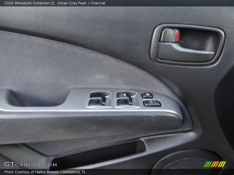 Urban Gray Pearl / Charcoal 2003 Mitsubishi Outlander LS