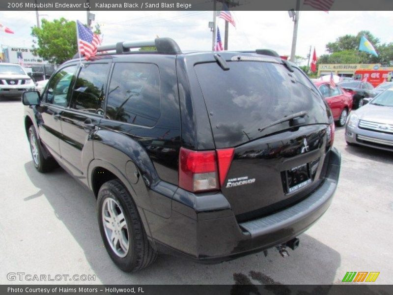 Kalapana Black / Sand Blast Beige 2006 Mitsubishi Endeavor LS