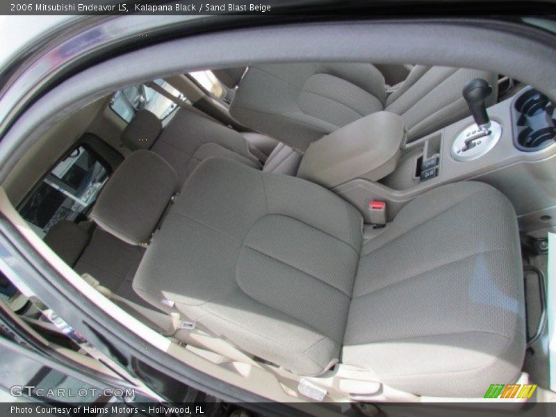 Kalapana Black / Sand Blast Beige 2006 Mitsubishi Endeavor LS