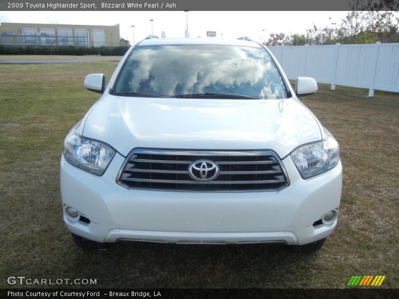Blizzard White Pearl / Ash 2009 Toyota Highlander Sport