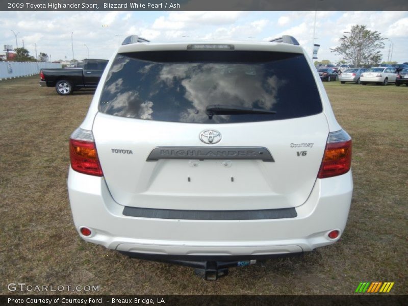 Blizzard White Pearl / Ash 2009 Toyota Highlander Sport