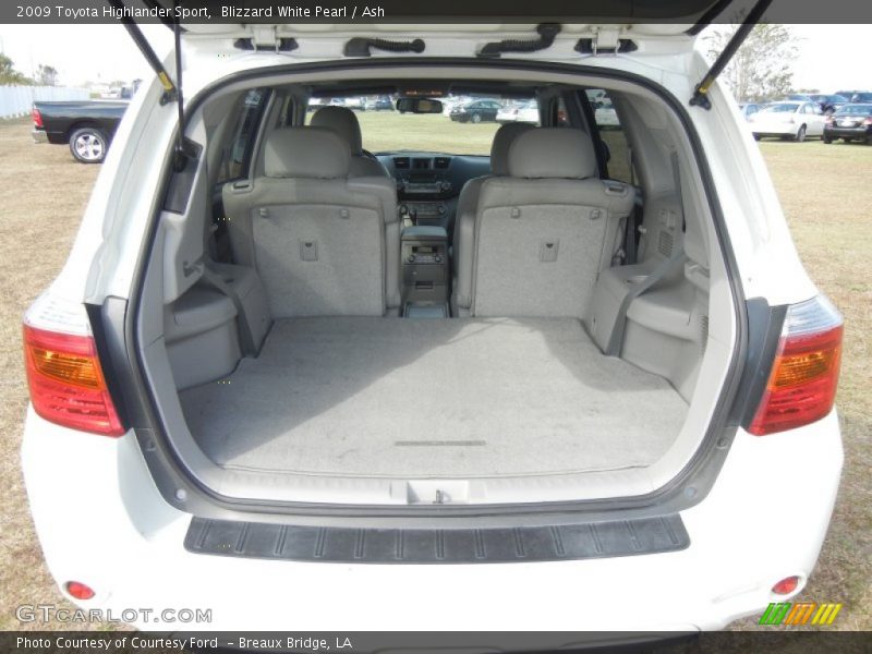 Blizzard White Pearl / Ash 2009 Toyota Highlander Sport