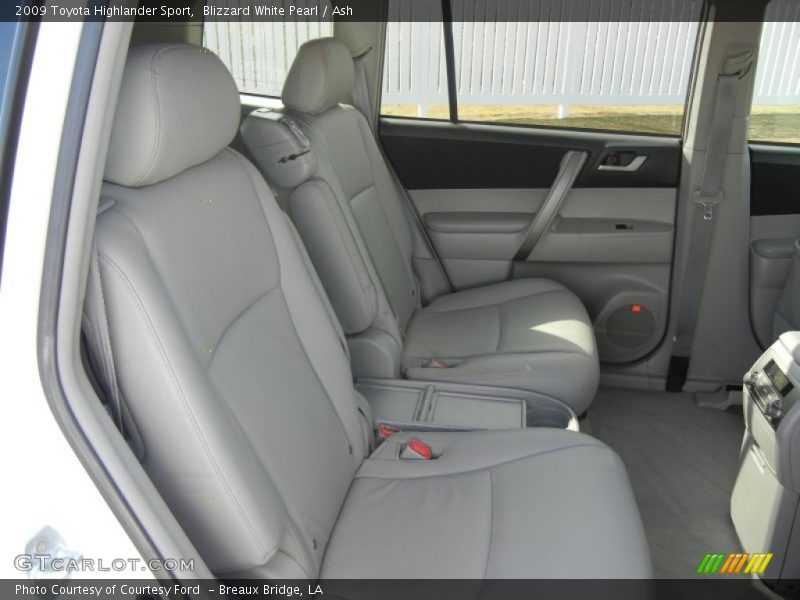 Blizzard White Pearl / Ash 2009 Toyota Highlander Sport