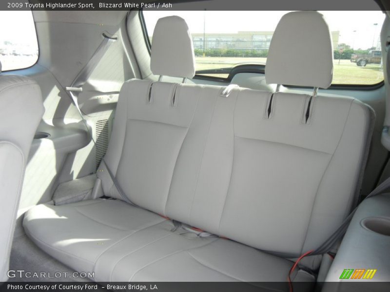 Blizzard White Pearl / Ash 2009 Toyota Highlander Sport