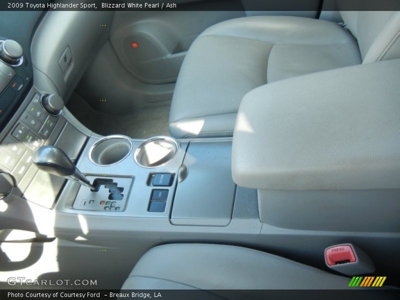 Blizzard White Pearl / Ash 2009 Toyota Highlander Sport