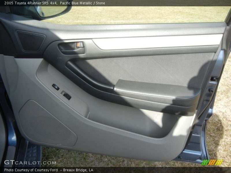 Pacific Blue Metallic / Stone 2005 Toyota 4Runner SR5 4x4
