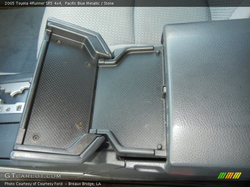 Pacific Blue Metallic / Stone 2005 Toyota 4Runner SR5 4x4