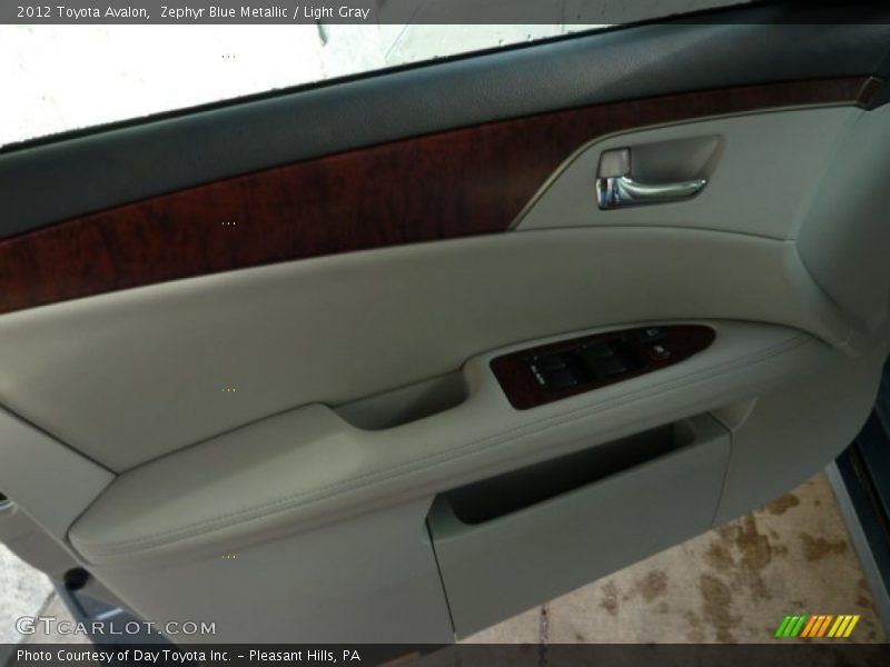 Zephyr Blue Metallic / Light Gray 2012 Toyota Avalon