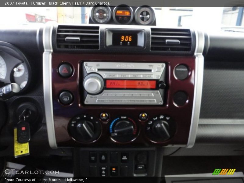 Black Cherry Pearl / Dark Charcoal 2007 Toyota FJ Cruiser
