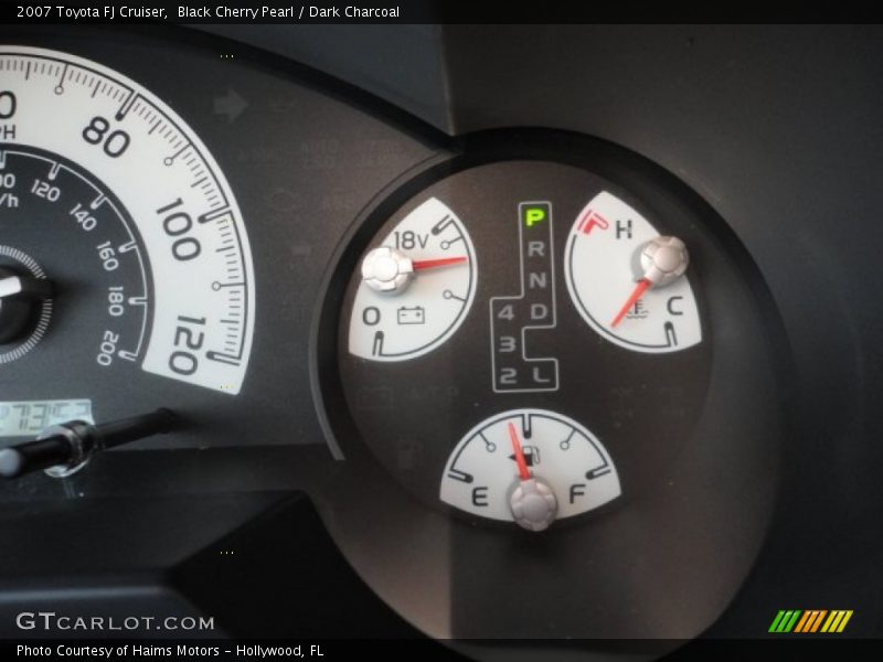 Black Cherry Pearl / Dark Charcoal 2007 Toyota FJ Cruiser