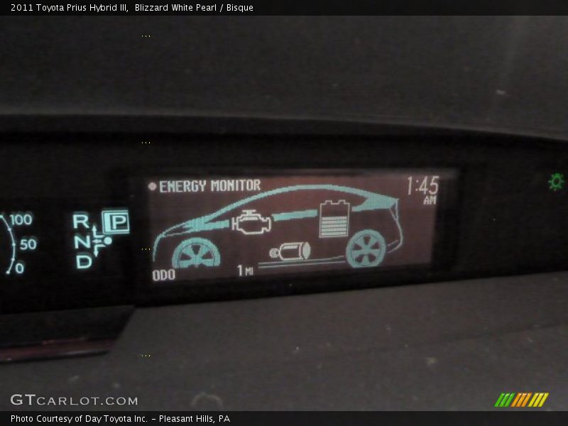 Blizzard White Pearl / Bisque 2011 Toyota Prius Hybrid III