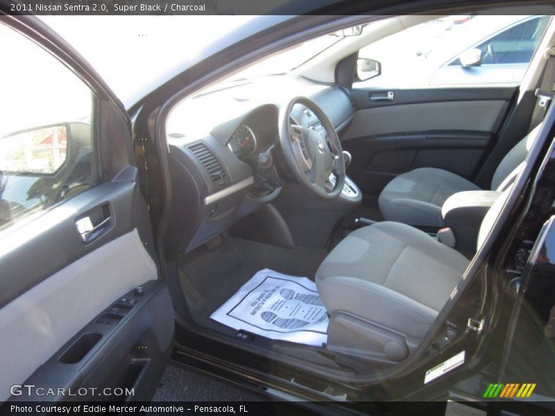 Super Black / Charcoal 2011 Nissan Sentra 2.0