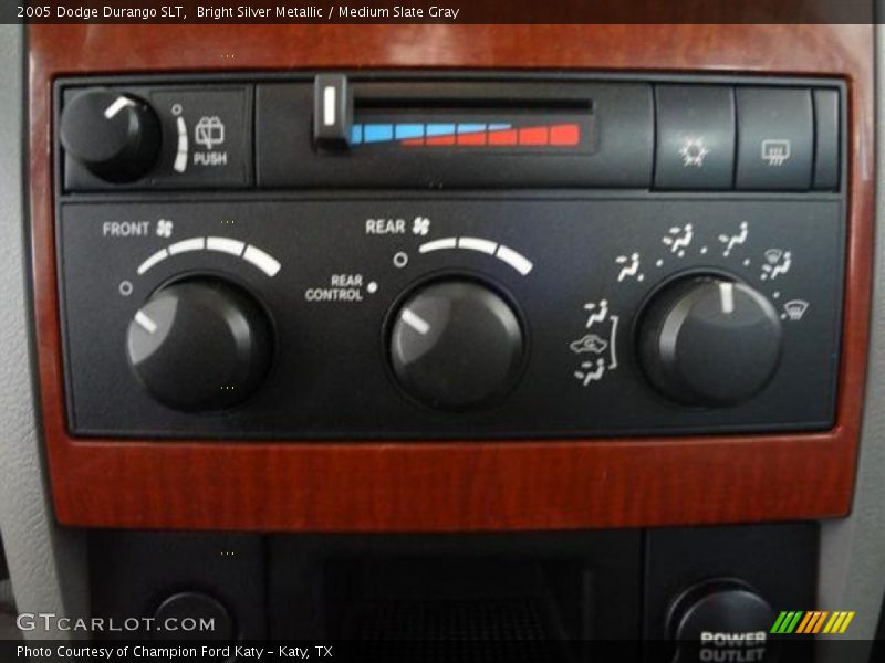Bright Silver Metallic / Medium Slate Gray 2005 Dodge Durango SLT