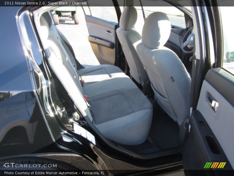 Super Black / Charcoal 2011 Nissan Sentra 2.0