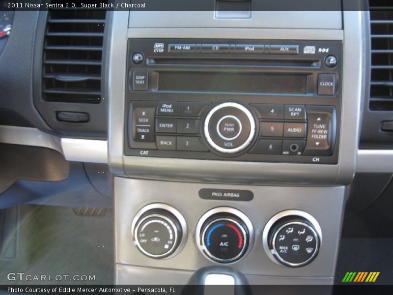 Super Black / Charcoal 2011 Nissan Sentra 2.0