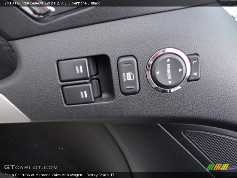 Silverstone / Black 2010 Hyundai Genesis Coupe 2.0T