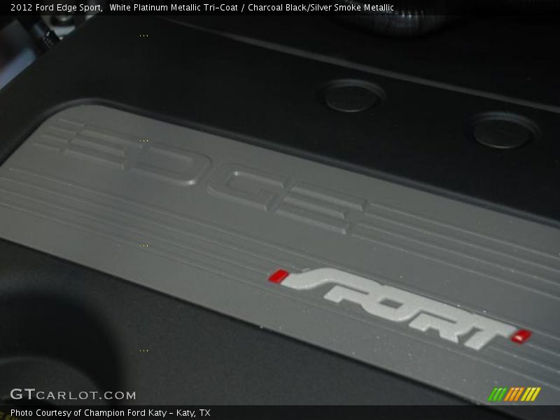 White Platinum Metallic Tri-Coat / Charcoal Black/Silver Smoke Metallic 2012 Ford Edge Sport