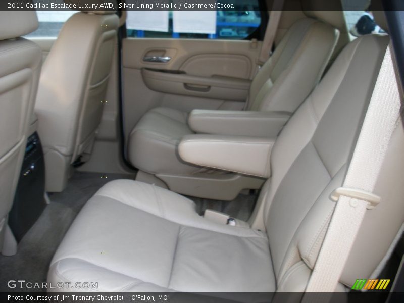 Silver Lining Metallic / Cashmere/Cocoa 2011 Cadillac Escalade Luxury AWD