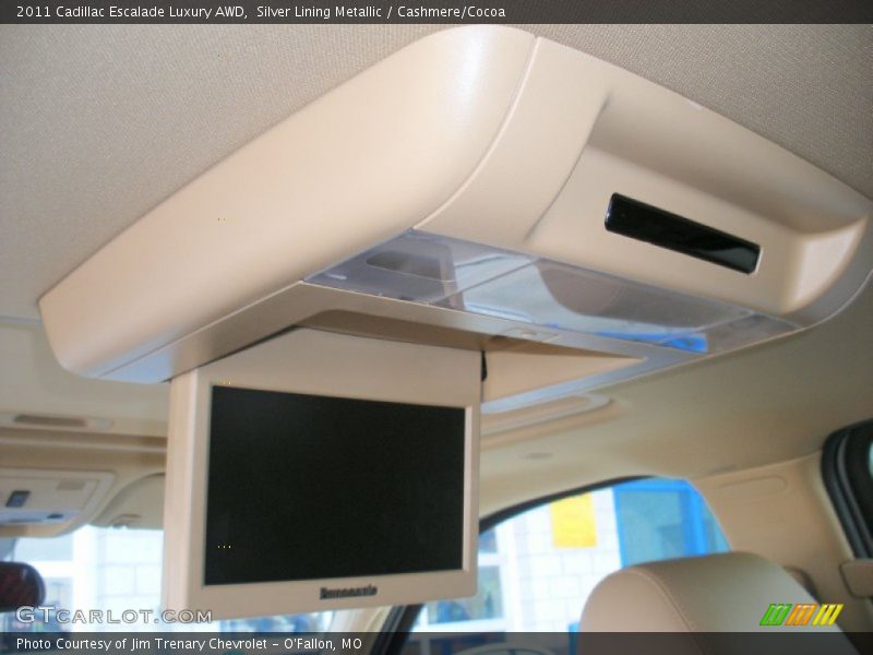 Silver Lining Metallic / Cashmere/Cocoa 2011 Cadillac Escalade Luxury AWD