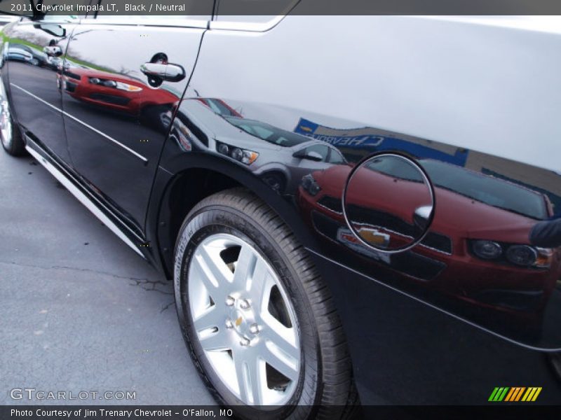 Black / Neutral 2011 Chevrolet Impala LT