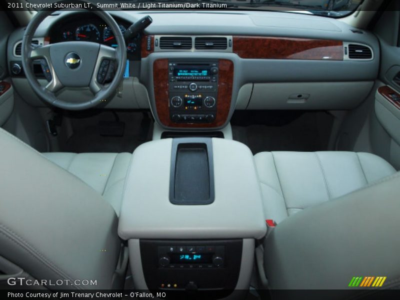 Summit White / Light Titanium/Dark Titanium 2011 Chevrolet Suburban LT