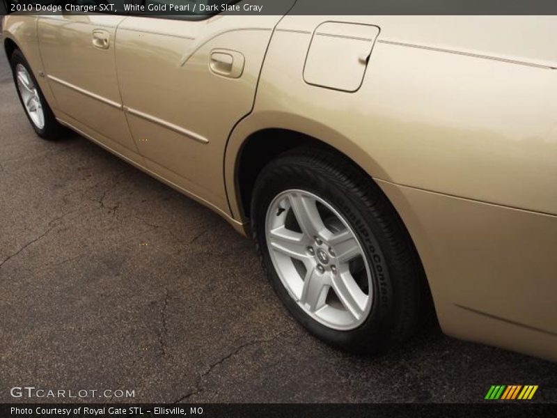 White Gold Pearl / Dark Slate Gray 2010 Dodge Charger SXT