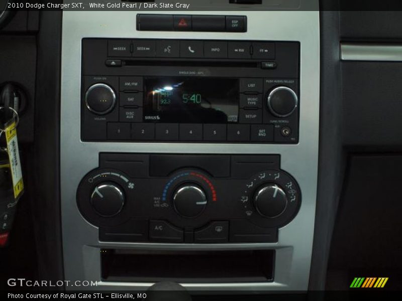 White Gold Pearl / Dark Slate Gray 2010 Dodge Charger SXT